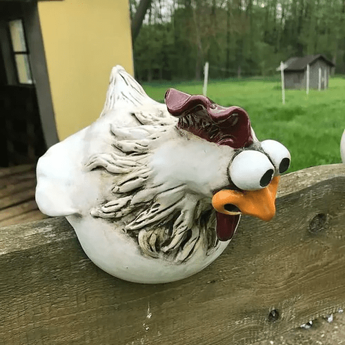 Funny Chicken Fence Decor – Resin Garden Statues - TRENDVYO