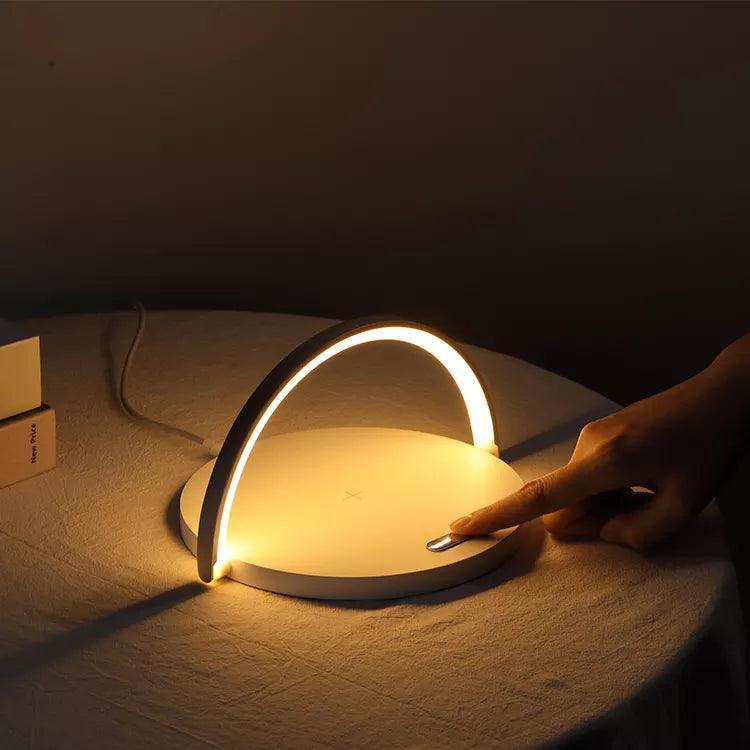 Wireless Charging Lamp for Stylish Lighting and Charging in One - TRENDVYO