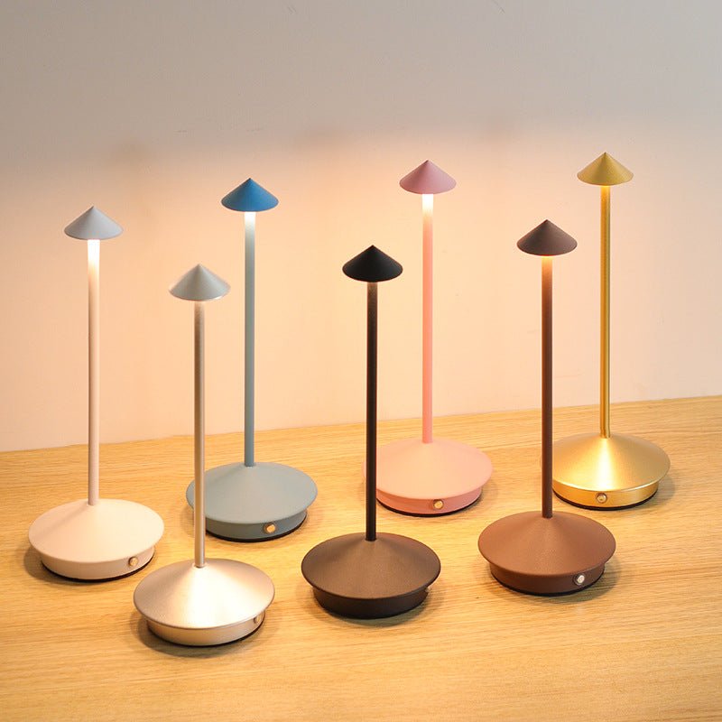Wireless LED table lamp in an elegant design - TRENDVYO