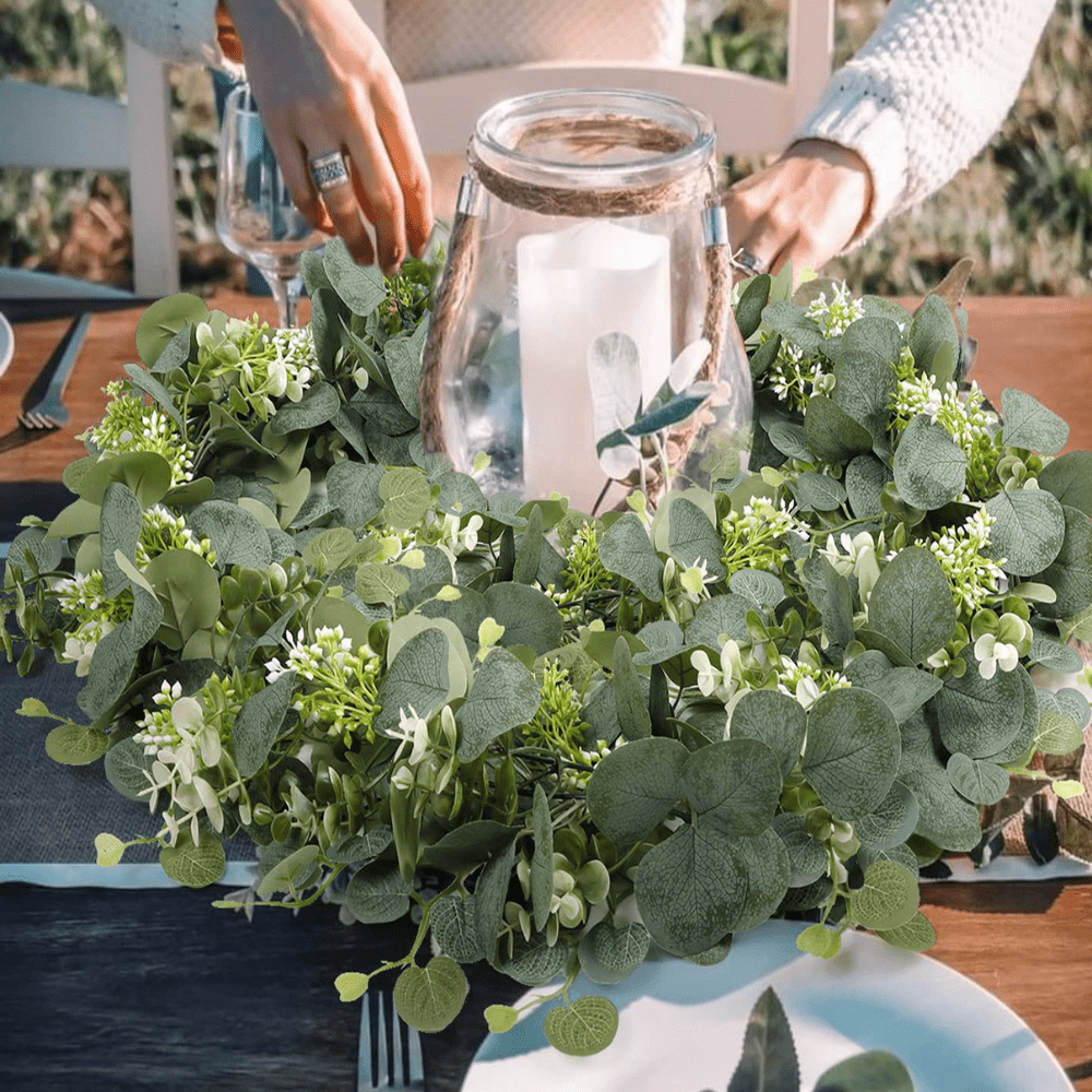 Elegant Decorative Faux Eucalyptus Garland - TRENDVYO