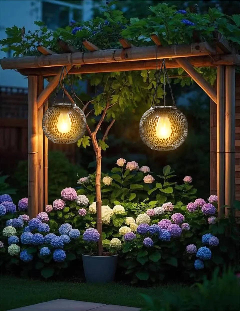 Outdoor Solar Hanging Lantern - TRENDVYO