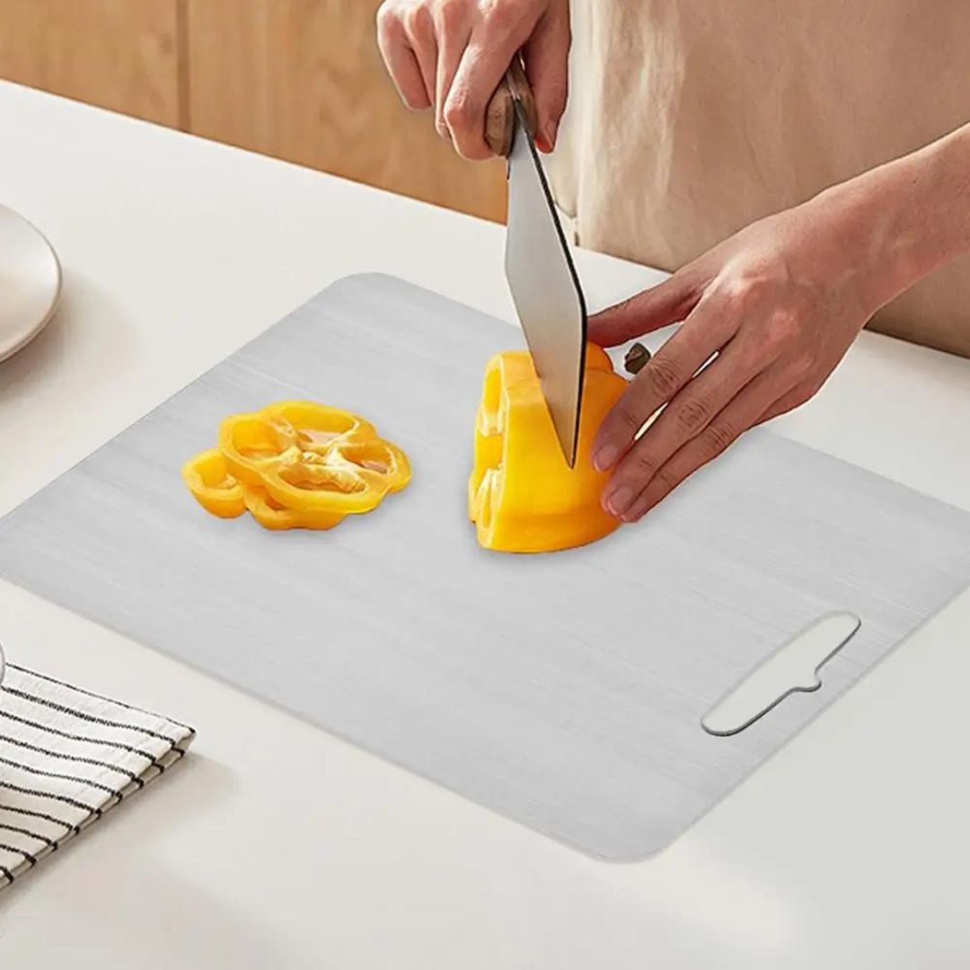 Titanium Cutting Board - TRENDVYO